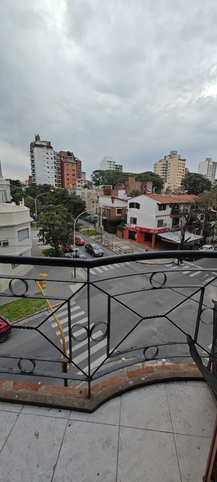 VENDO DEPARTAMENTO CALLE URQUIZA No 494, ESQUINA FERRE. C/ COCHERA
