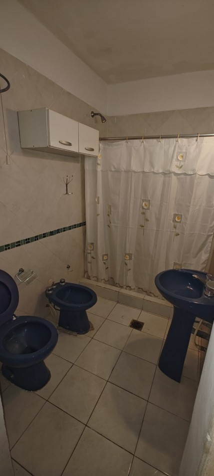 VENDO CASA INTERNA EN CALLE GUALEGUAYCHU