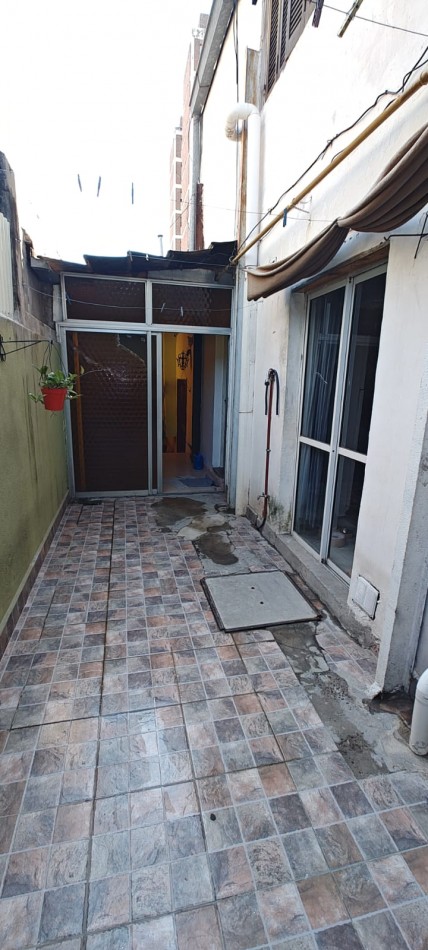 VENDO CASA INTERNA EN CALLE GUALEGUAYCHU