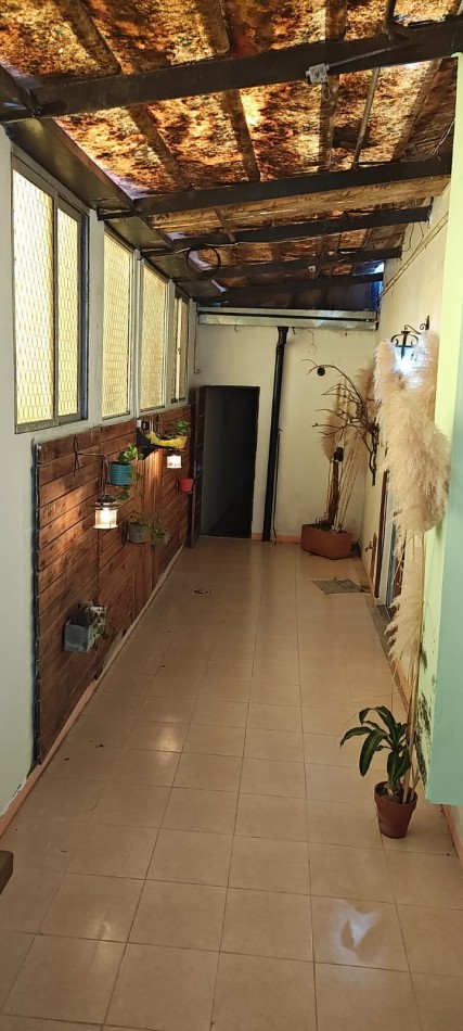 VENDO CASA INTERNA EN CALLE GUALEGUAYCHU