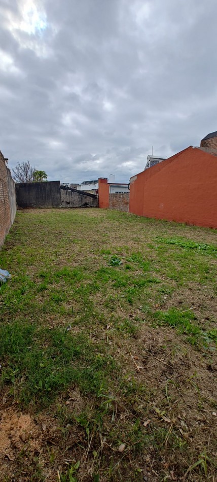 LOTE EN VENTA CALLE DEL BARCO CENTENERA 68, muy cerca de AV. RAMIREZ