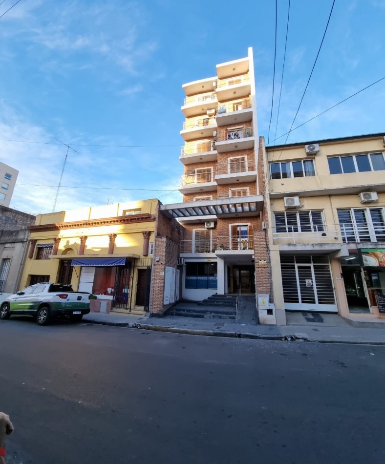 ALQUILO DEPARTAMENTO DE UN DORMITORIO EN CALLE CORRIENTES 372