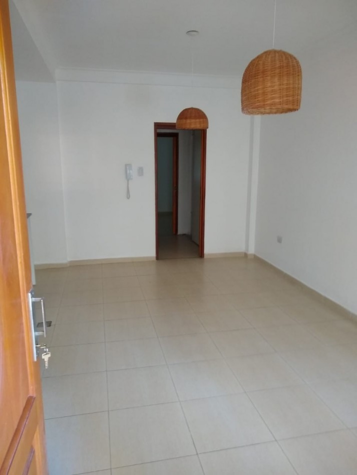 DEPARTAMENTOS EN ALQUILER EN CALLE MISIONES 163