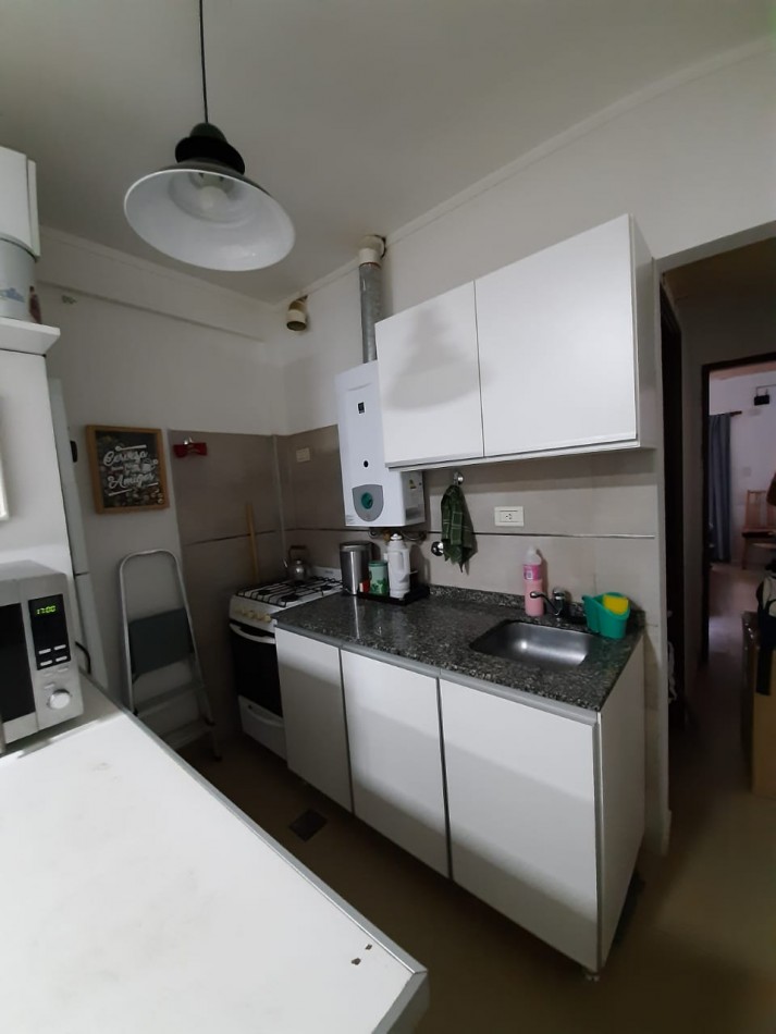 DEPARTAMENTO EN ALQUILER EN PLANTA BAJA EN CALLE CARBO 947