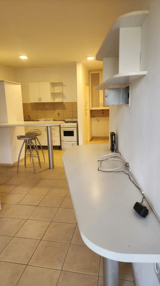 MONOAMBIENTE EN ALQUILER EN CALLE NOGOYA 161