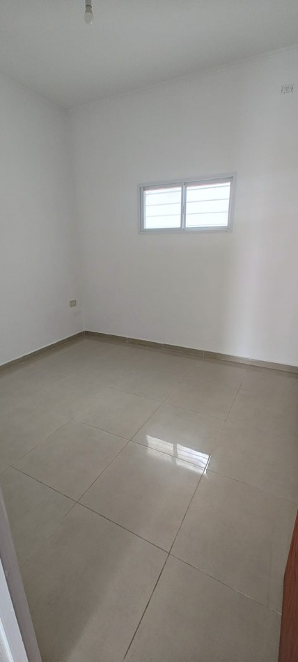 LOCAL COMERCIAL EN ALQUILER EN CALLE ALSINA 367