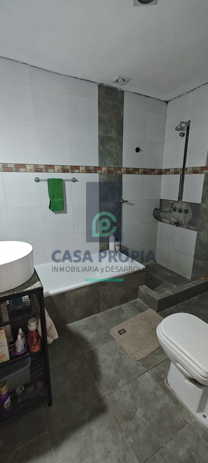 CASA A LA VENTA SAN BENITO CALLE ARTURO ILLIA