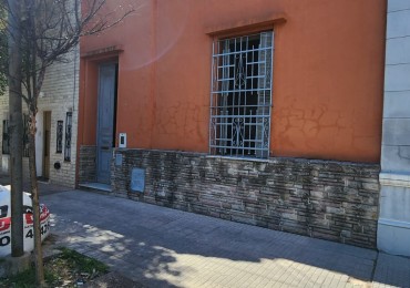 CATAMARCA 46 CASA EN VENTA A RECICLAR