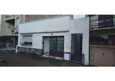 CALLE ANDRES PAZOS CASI MISIONES
