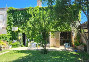 CASA A LA VENTA EN CALLE NEWBERY (Zona Aeropuerto) 