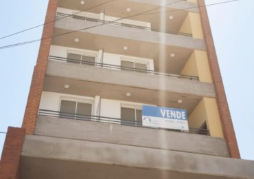  VENDO  MONOAMBIENTE  EN CALLE URQUIZA 1364, 5o PISO CONTRA FRENTE  