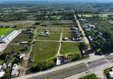 LOTES A LA VENTA FINANCIADOS EN AVENIDA DE LAS AMERICAS Y  JUAN B JUSTO