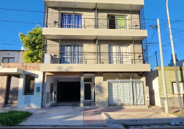  MONOAMBIENTE EN VENTA EN  CALLE LAPRIDA 839 AMUEBLADO CON PATIO