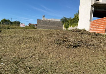 LOTE A LA VENTA EN AVENIDA EJERCITO BARRIO ALTOS DEL PARACAO  II