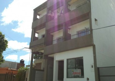 DEPARTAMENTO EN VENTA DE 1 DORMITORIO EN CALLE ARTIGAS 