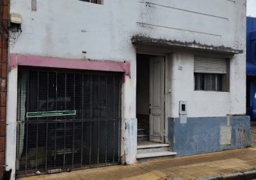 CASA A LA VENTA A RECICLAR EN CALLE PELLEGRINI