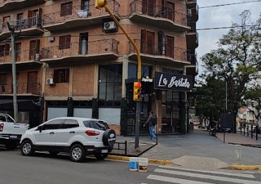 VENDO DEPARTAMENTO CALLE URQUIZA No 494, ESQUINA FERRE. C/ COCHERA
