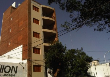 DEPARTAMENTO EN ALQUILER EN PLANTA BAJA EN CALLE CARBO 947